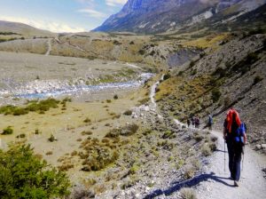 received 1392138734149202 300x224 - Teja Samsa: Patagonija - treking na konec sveta