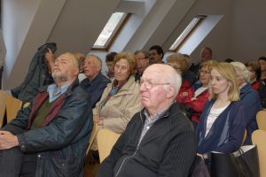 DSC01550 300x200 - Jože Mihevc: Skozi taborišča do sreče - predstavitev knjige