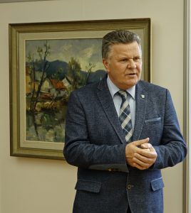 DSC04375 268x300 - Lojze Perko: Svet ob Cerkniškem jezeru