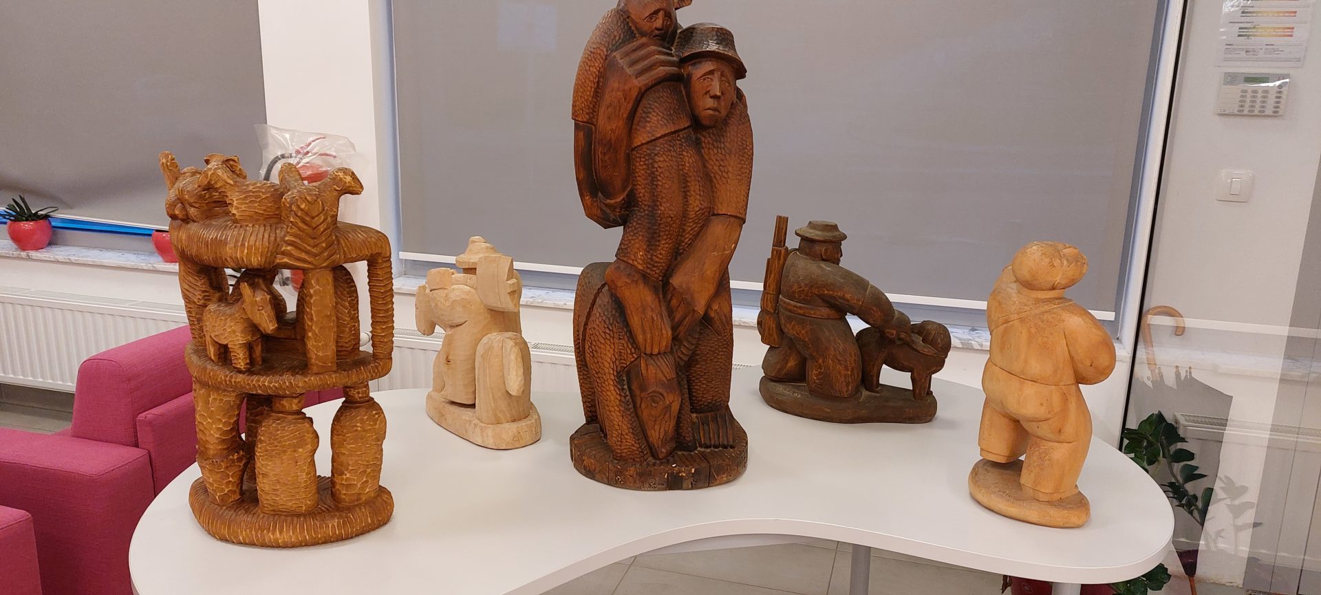 20220916 190157 - Edvin Puntar - razstava lesenih kiparskih del