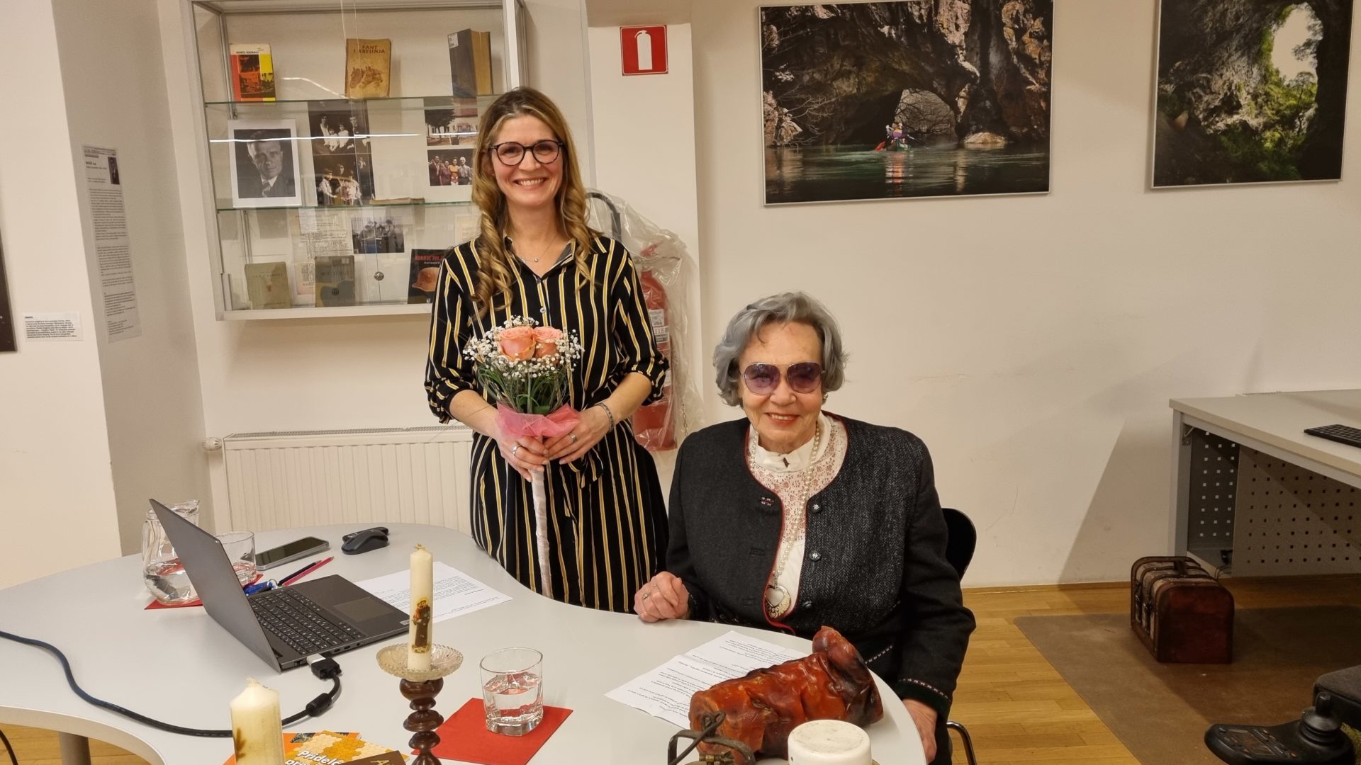20250108 185422 - Slavka Repolusk - Ročno izdelane sveče in svečniki
