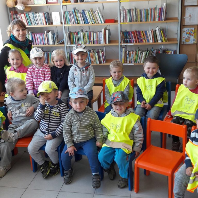 Rakovški Ježki in Metuljčki na obisku