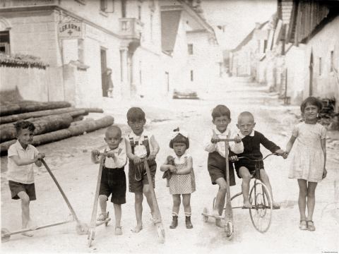 Vinko Bavec - fotografska razstava