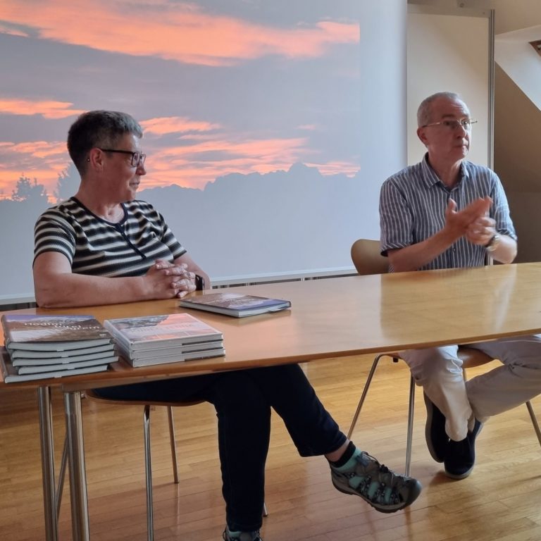 Marjan Bradeško: Hodim, torej grem