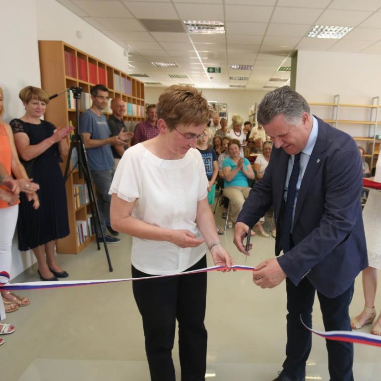 Odprtje prizidka