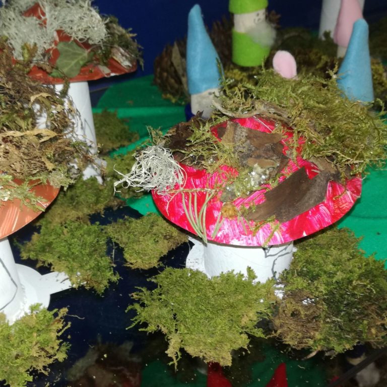 Mini razstava »V škratovi deželi«