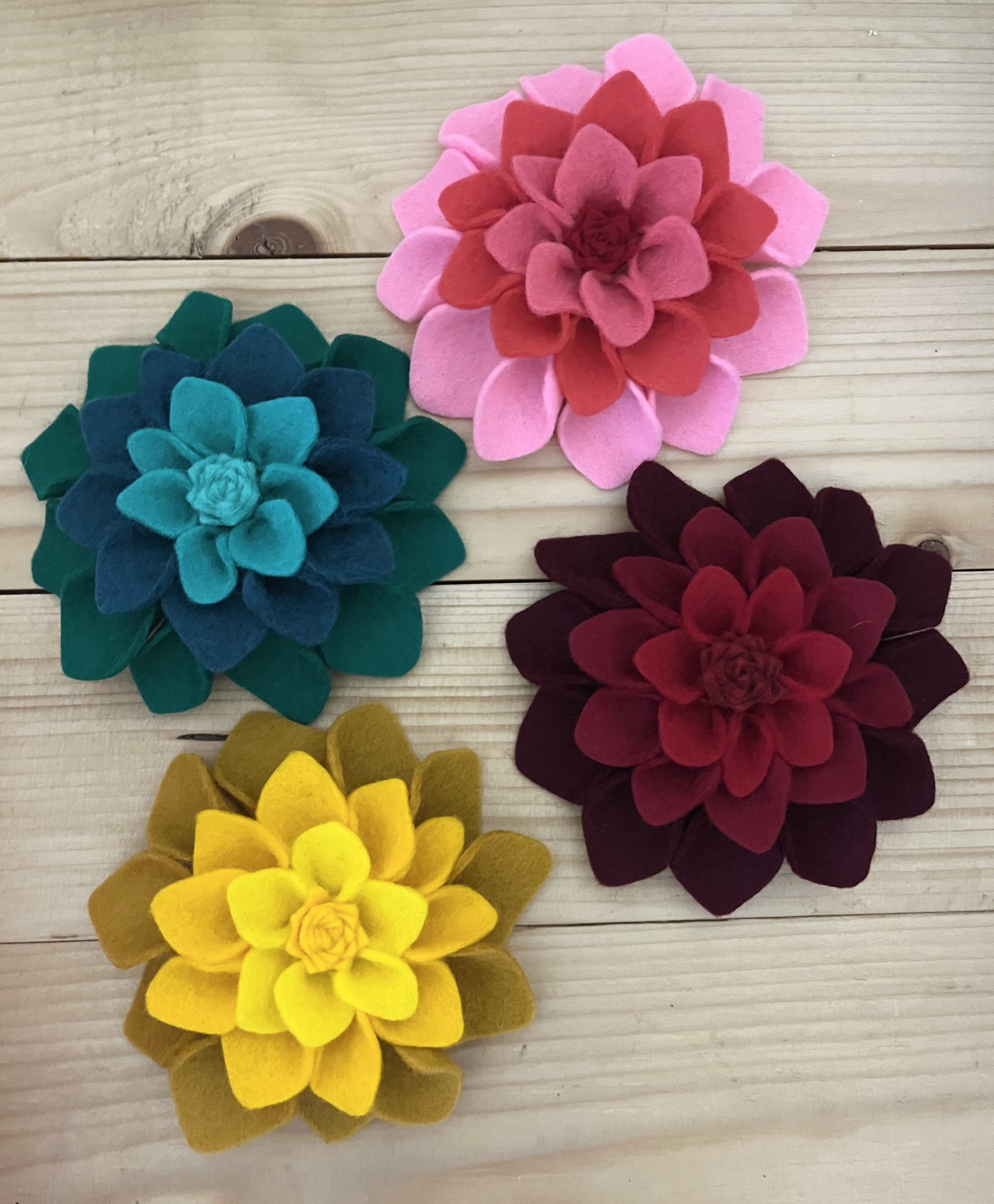 Katja Debevc: Neke nove Coprnije - razstava unikatnih izdelkov