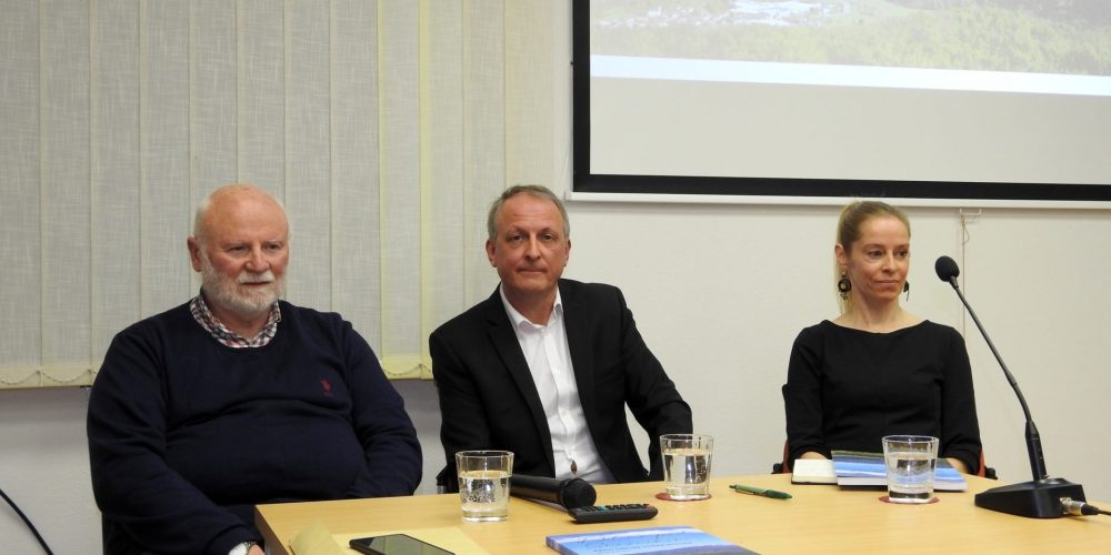 Predstavitev knjige Dolina pod Snežnikom Boruta Kraševca